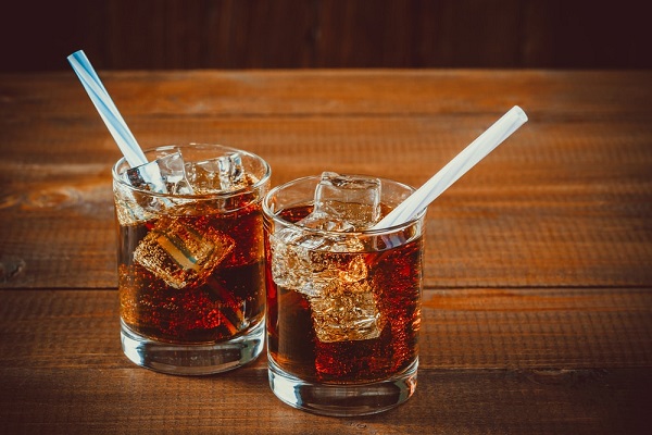 Bệnh nhân viêm gan B cần tuyệt đối tránh các loại đồ uống có ga, chất kích thích để tránh tăng áp lực cho gan