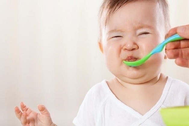 Bố mẹ nên bổ sung vitamin cho con để trẻ ăn ngon miệng hơn