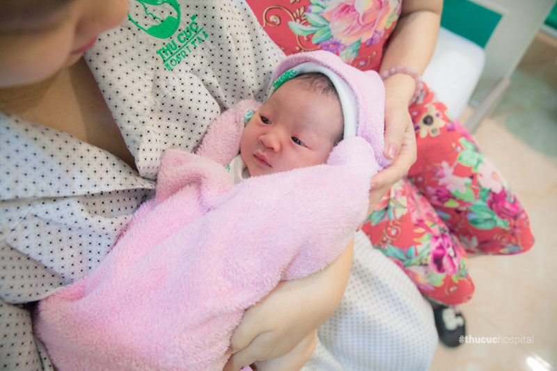 đặt tên con trai mệnh thổ bố mẹ cần dựa vào ngày, tháng, năm sinh của bé