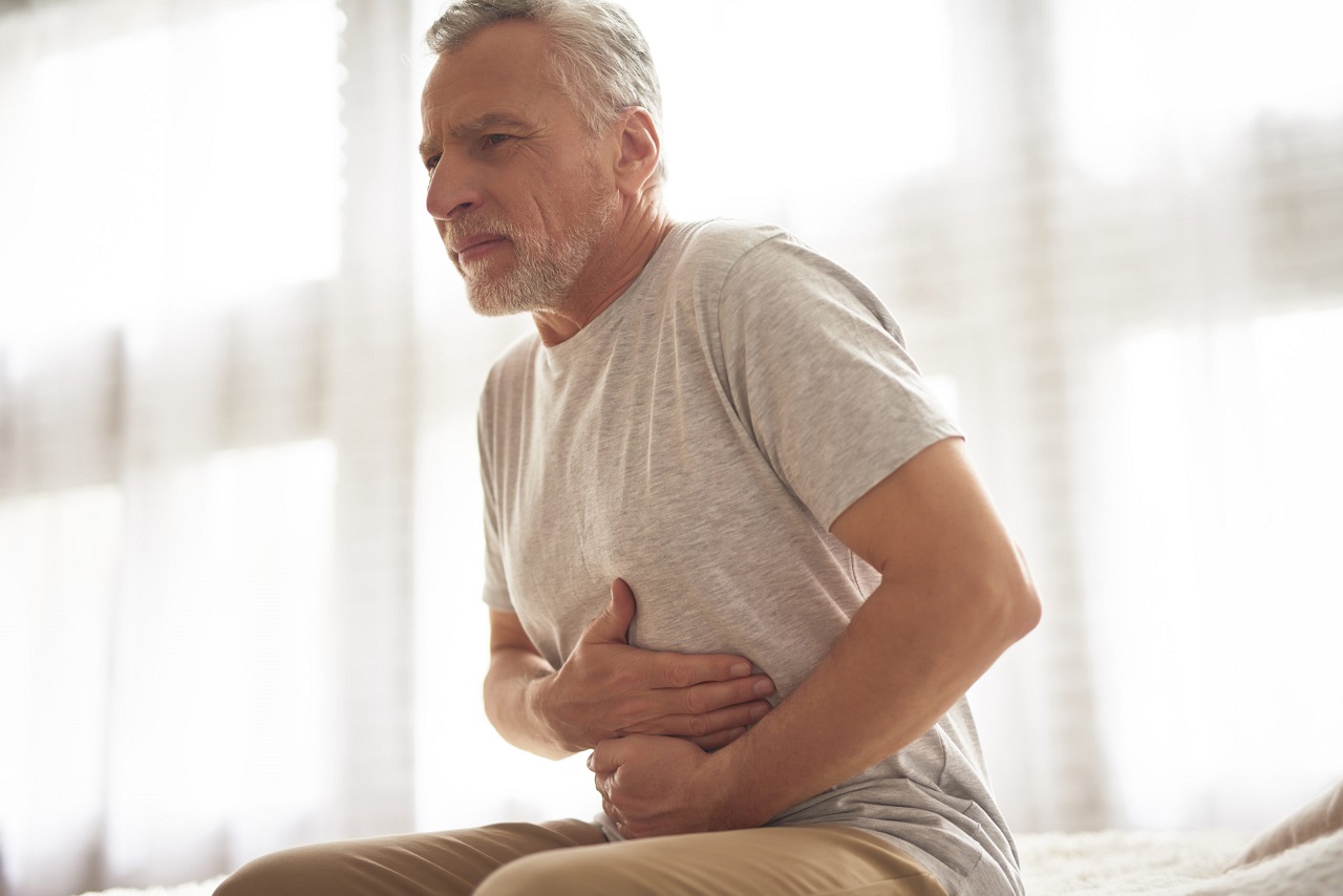Tình trạng đau bụng dưới ở nam giới có thể ảnh hưởng đến sinh hoạt hàng ngày?
