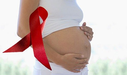 Triệu chứng phụ nữ mang thai nhiễm HIV có gì đặc biệt?