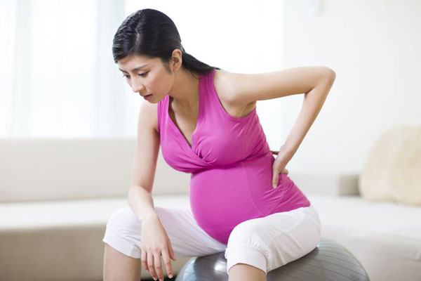 Cách giảm đau xương chậu khi mang thai tháng cuối hiệu quả