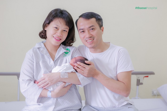 Đẻ mổ kết hợp cắt bỏ U nang buồng trứng: Hành trình sinh con sau 13 năm
