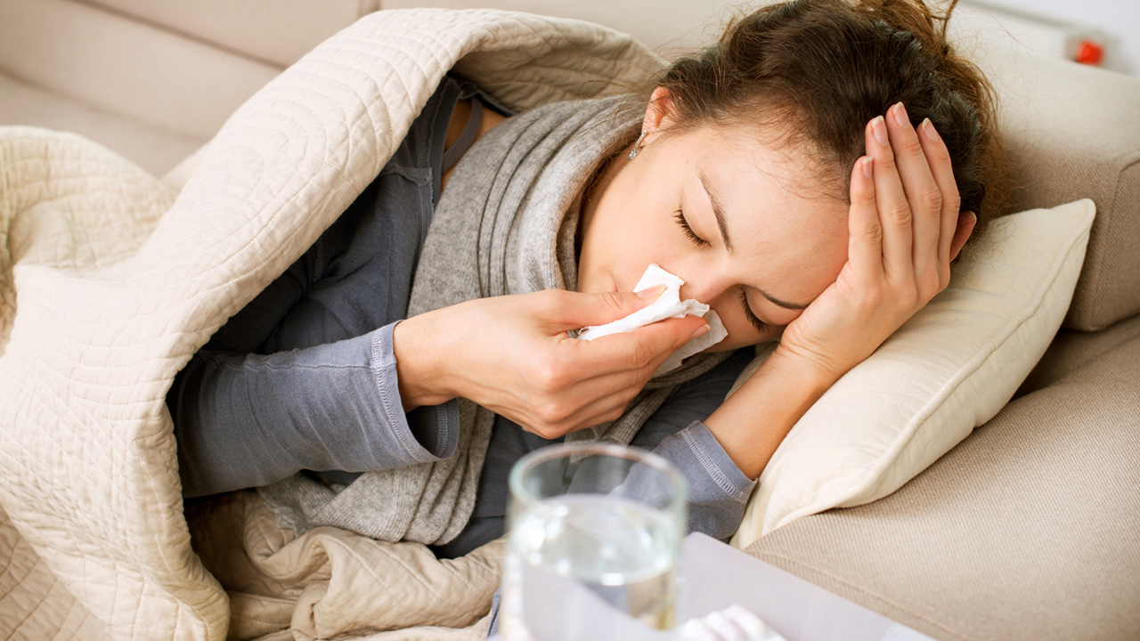 Sổ mũi là triệu chứng gì của bệnh ho và cảm lạnh?
