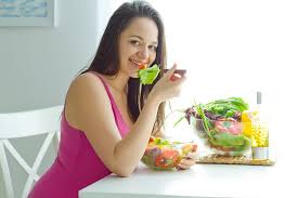 người bệnh viêm loét hành tá tràng nên chia nhỏ bữa ăn trong ngày