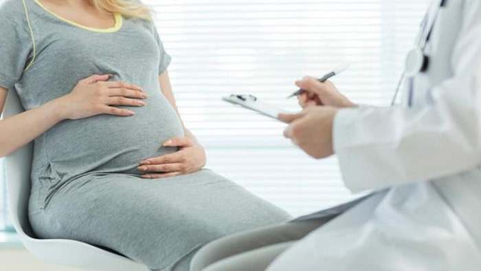 Bị u nang buồng trứng khi mang thai phải làm sao