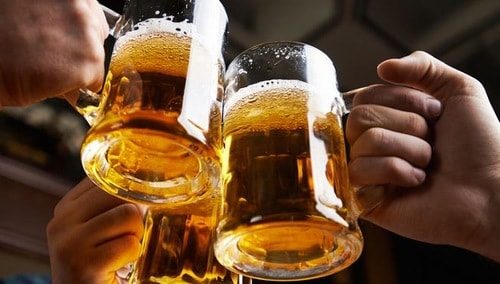 Uống rượu bia sau khi phẫu thuật có ảnh hưởng gì?