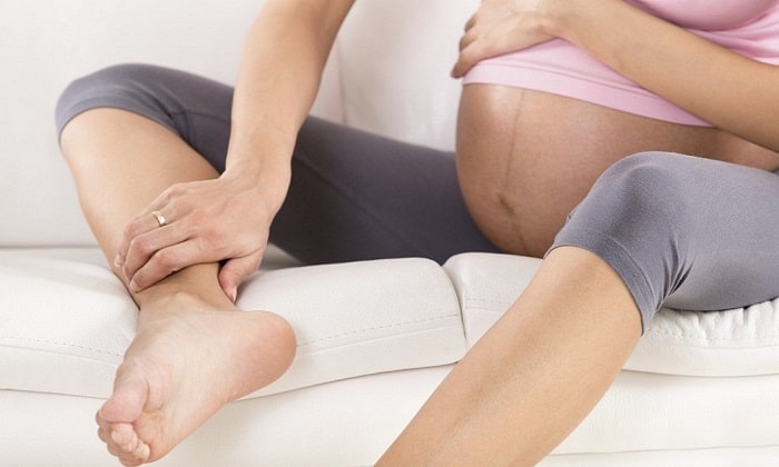 Phù chân khi mang thai tháng thứ 8