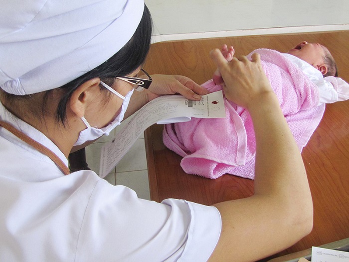 Sàng lọc sơ sinh là biện pháp tầm soát, bảo vệ sức khỏe cho trẻ sơ sinh