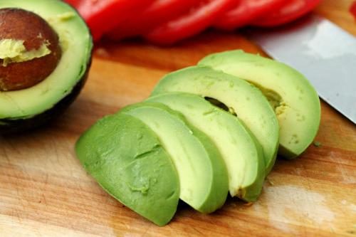 Loại quả này giúp cơ thể tiêu hóa các enzyme, phá vỡ chất béo và tiêu hóa thức ăn dễ dàng