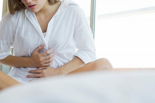 Tùy vào từng giai đoạn cụ thể mà có các triệu chứng hẹp môn vị khác nhau nhưng đều ảnh hưởng tới sức khỏe người bệnh