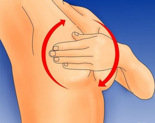 Mát xa vú có thể giúp giảm ảnh hưởng của u nang vú tới lượng sữa cho bé bú