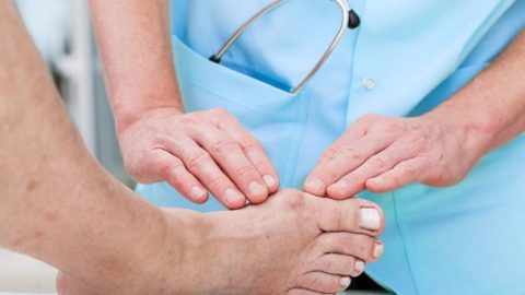 Viêm khớp ngón chân và 5 dấu hiệu nhận biết của bệnh