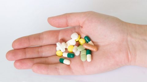 Viêm thanh quản uống thuốc gì để cải thiện bệnh tốt hơn?