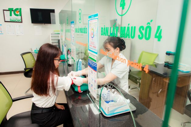 Xét nghiệm máu là một trong những chỉ định được đưa ra để chẩn đoán bệnh lý liệt dây thanh quản