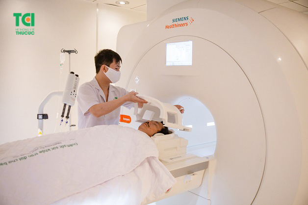 chụp cộng hưởng từ mri khớp gối tại Thu Cúc