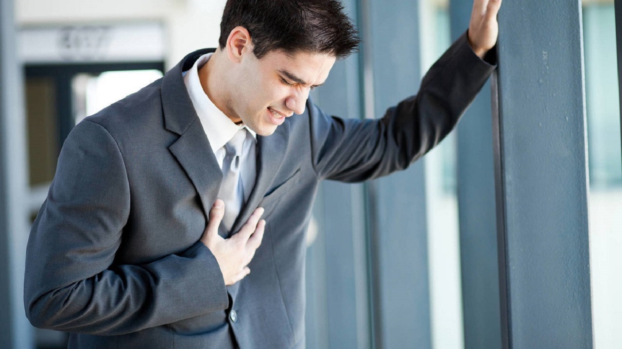 Có những biến chứng nào có thể xảy ra do bệnh thiếu máu cơ tim cục bộ?
