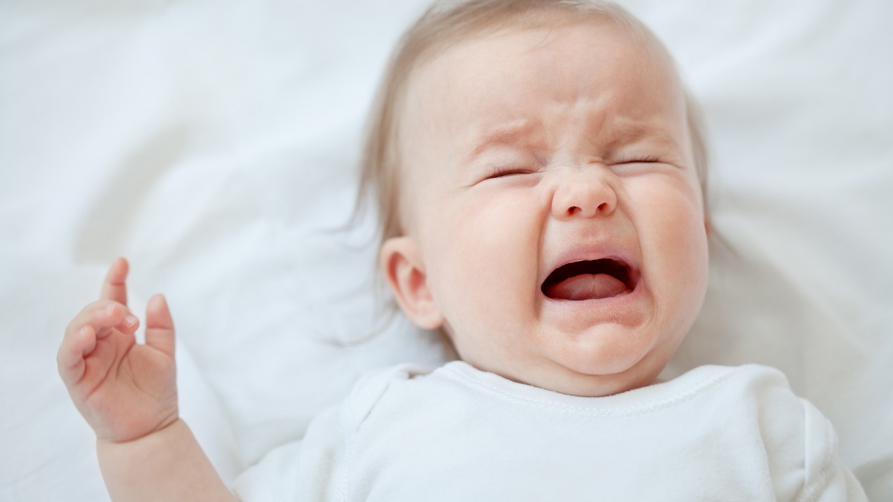 Trẻ 9 tháng quấy khóc đêm: Đi tìm nguyên nhân và cách khắc phục