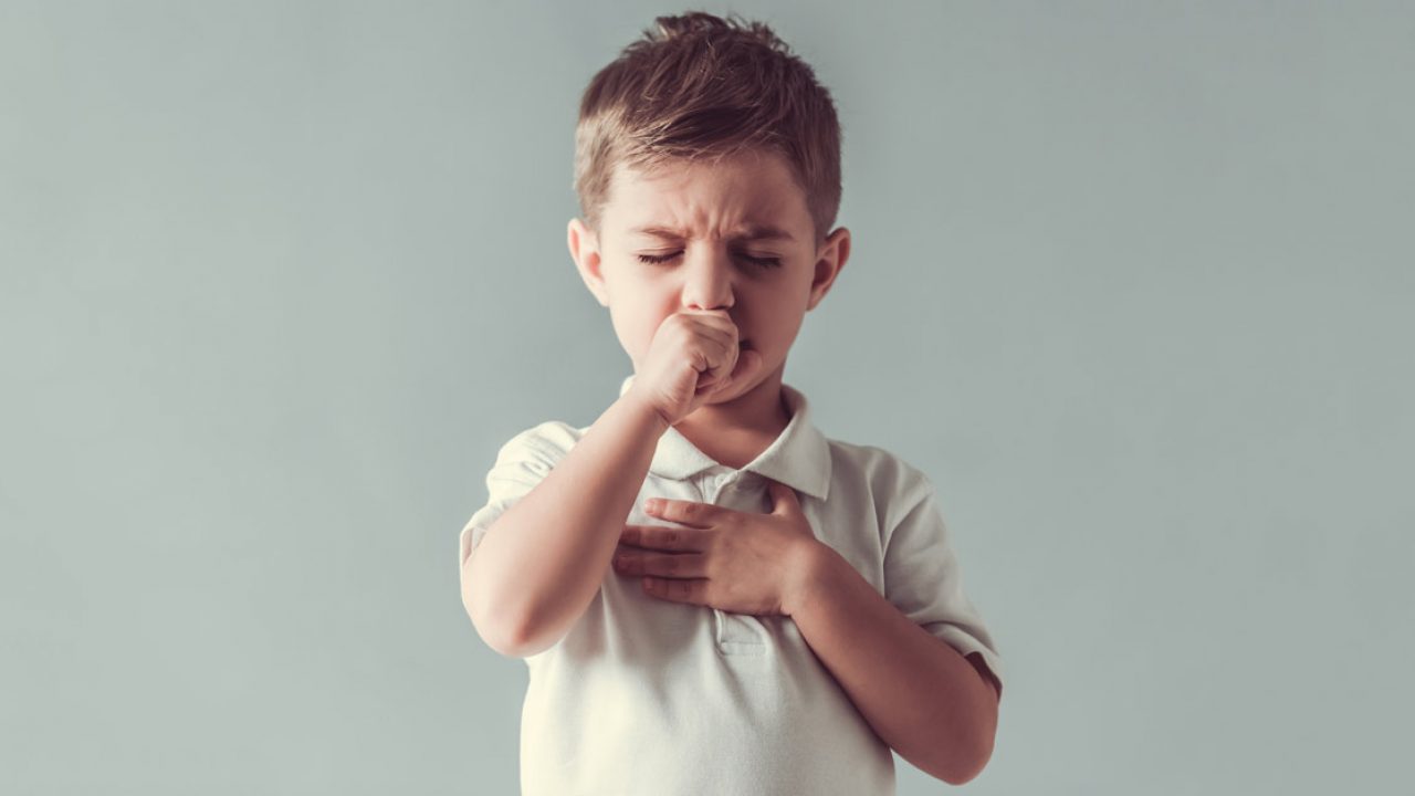 Có nên dùng thuốc giảm đau, hạ sốt cho trẻ khi bị viêm phế quản?
