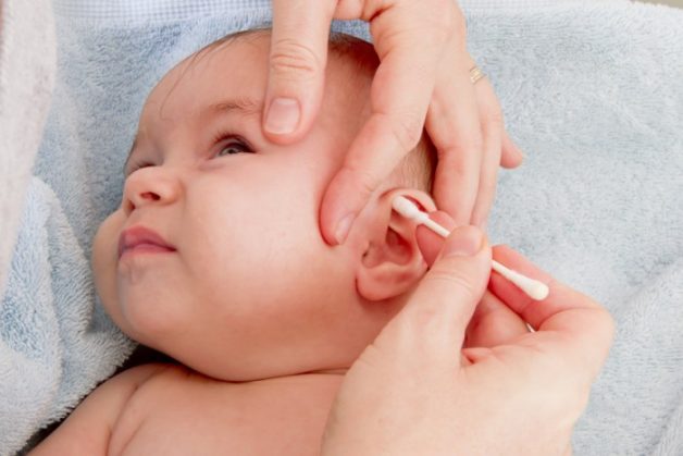 Có nhiều nguyên nhân khiến trẻ bị bệnh viêm tai giữa