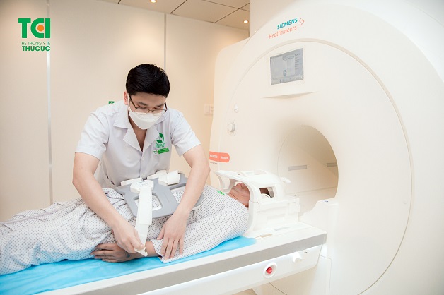 Ai nên chụp MRI thoát vị đĩa đệm?