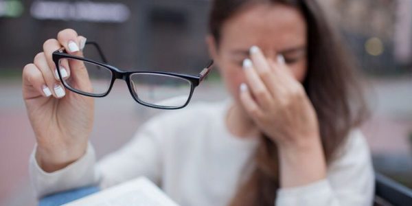 Bệnh mờ mắt khiến bạn lo ngại? 