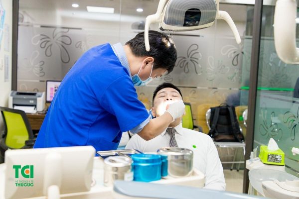 Thăm khám sức khỏe răng miệng thường xuyên để phòng ngừa bệnh lý về răng