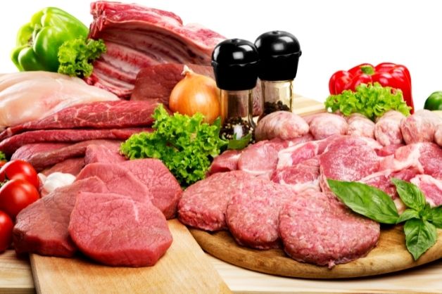 Bổ sung các loại thịt đỏ vào chế độ dinh dưỡng là một trong những cách trị mất ngủ tại nhà