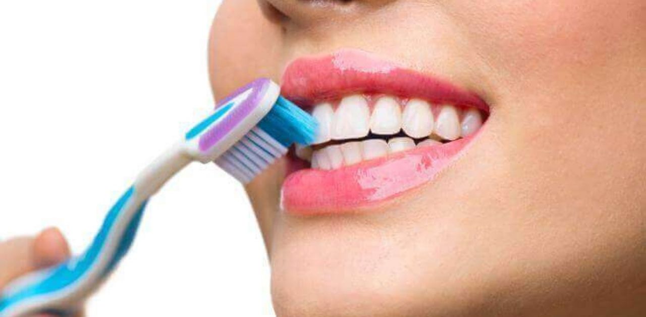 cách chăm sóc răng sứ