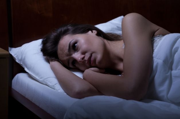 Nhiều người gặp tình trạng mất ngủ vì suy nghĩ quá nhiều