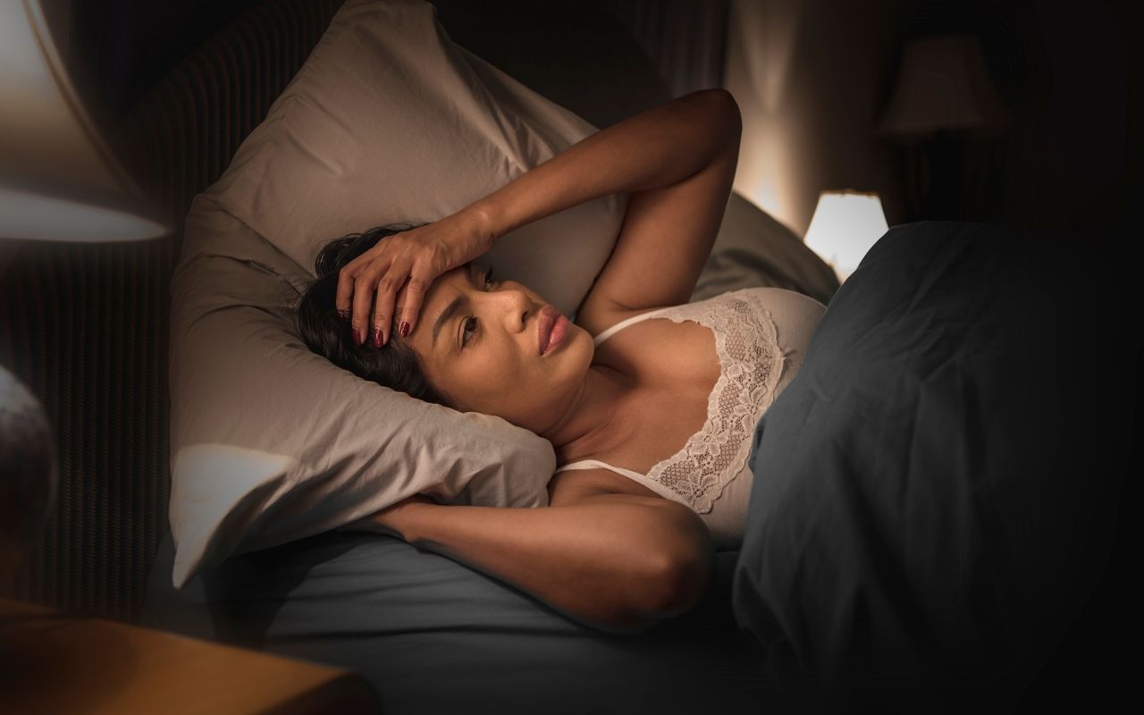 Mất ngủ vì suy nghĩ quá nhiều, làm gì để khắc phục? | TCI Hospital