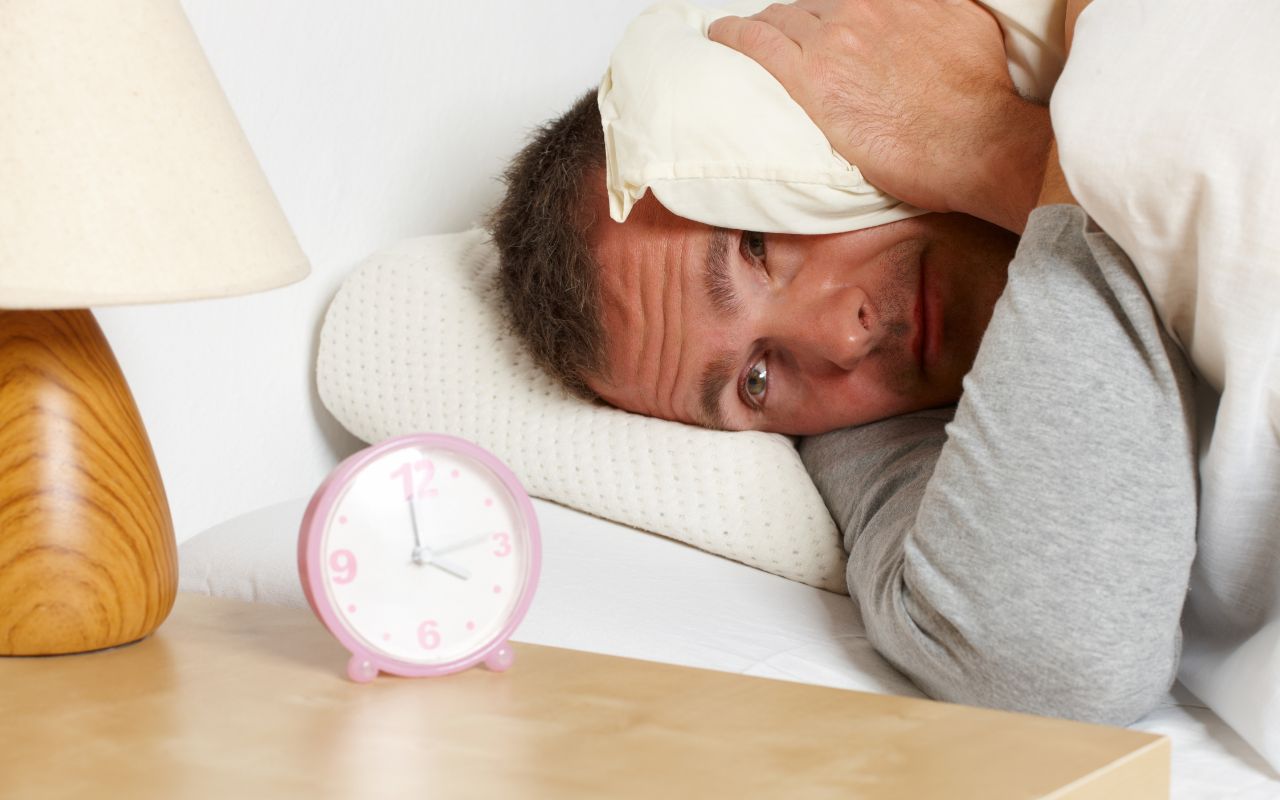 Mất ngủ đau đầu buồn nôn có thể là triệu chứng của bệnh gì?