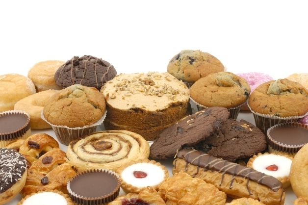 Bánh ngọt là một trong những thực phẩm gây mất ngủ