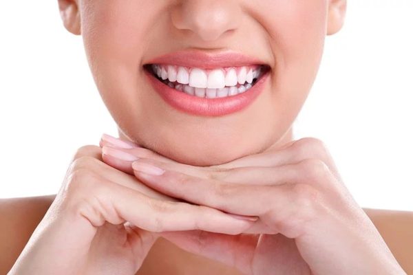 Sở hữu nụ cười tự tin rạng ngời nhờ việc chăm sóc răng miệng đúng cách