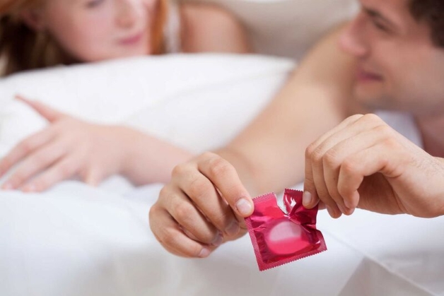 Không nên quan hệ tình dục ngoài luồng, quan hệ với nhiều người để tránh nhiễm bệnh viêm âm đạo do trùng roi