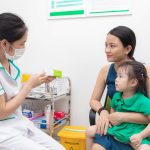 Các triệu chứng sau khi tiêm vắc xin cúm là gì?