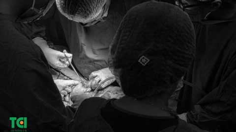Bệnh nhân 36 tuổi thoát khỏi đa u xơ tử cung với phương pháp mổ mở