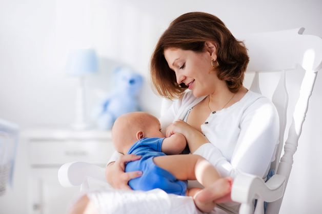 Vòng tránh thai không làm ảnh hưởng đến việc nuôi con bằng sữa mẹ