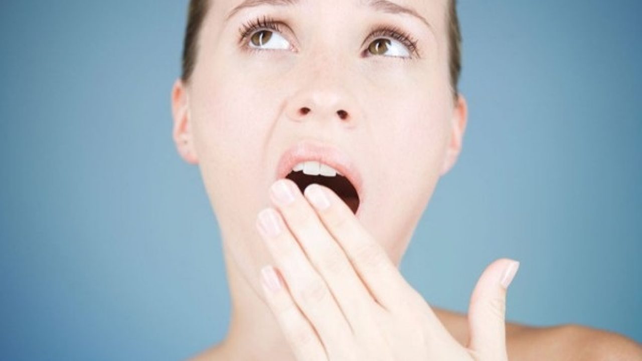 Khi nào nên cân nhắc việc lấy cao răng để khắc phục hôi miệng?
