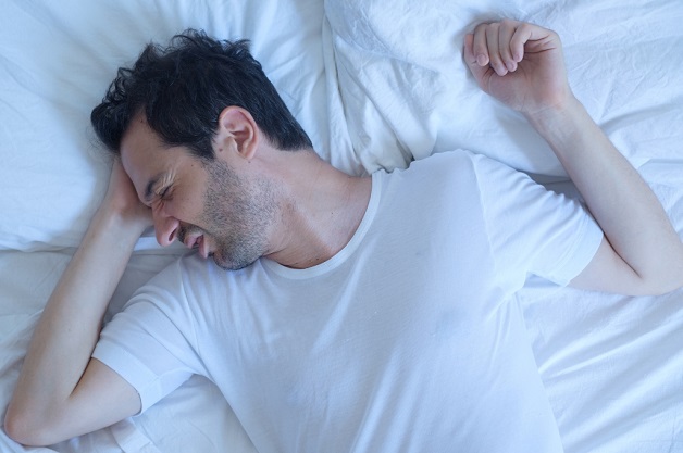 Mất ngủ là dấu hiệu của bệnh gì, có phải trào ngược dạ dày?