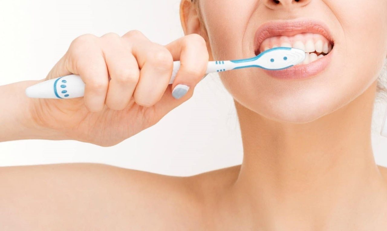 Có phương pháp nào hiệu quả để trị sâu răng tại nhà không?
