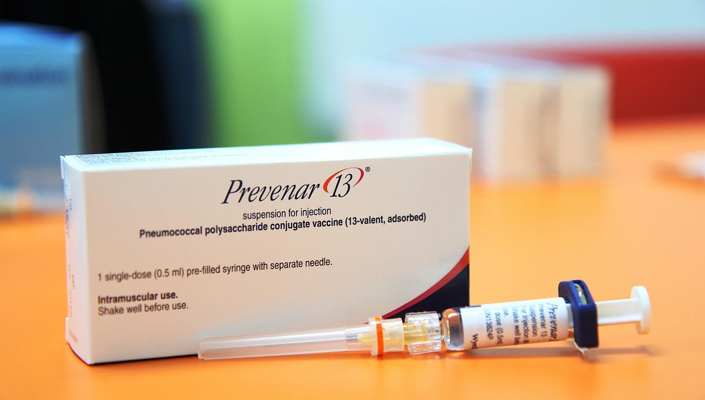 Vắc xin phế cầu Prevenar phòng các bệnh phế cầu khuẩn xâm lấn gây nguy hiểm cho trẻ em và người lớn