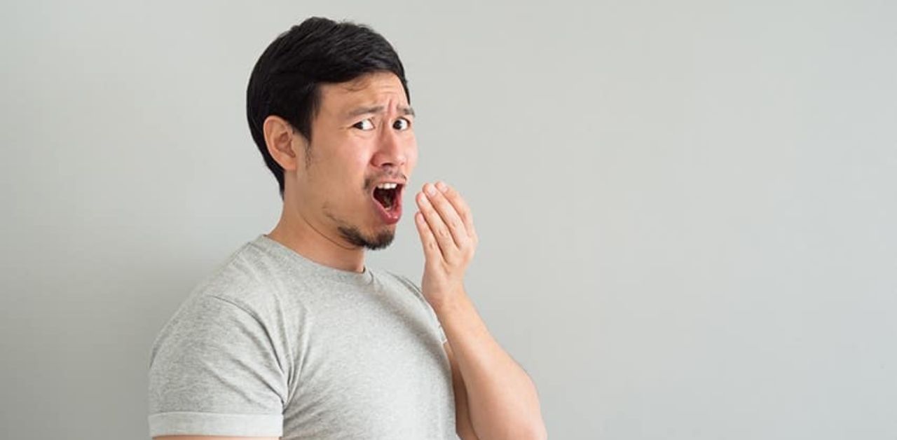 Làm răng sứ bị hôi miệng có nguyên nhân từ đâu?