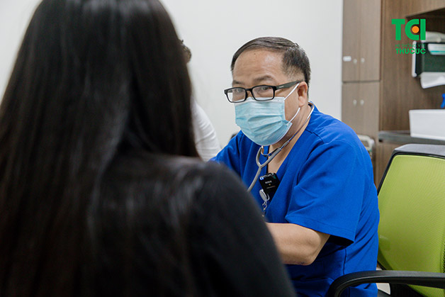 Có nên gây tê ngoài màng cứng khi sinh thường? Thai phụ nên thực hiện khám, nghe tư vấn từ bác sĩ chuyên khoa để được chia sẻ cụ thể về vấn đề này