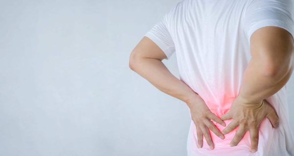 Bệnh nhân có thể gặp tình trạng đau lưng sau quy trình tán sỏi ngoài cơ thể