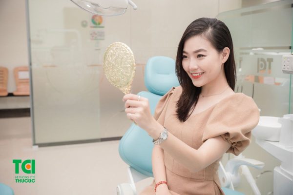 Phục hình răng sứ mang lại hàm răng đẹp hoàn hảo và đảm bảo chức năng ăn nhai vượt trội
