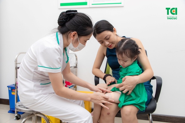 Vắc xin viêm não Nhật Bản Imojev có thể sử dụng được cho cả đối tượng trẻ em lẫn người lớn trưởng thành