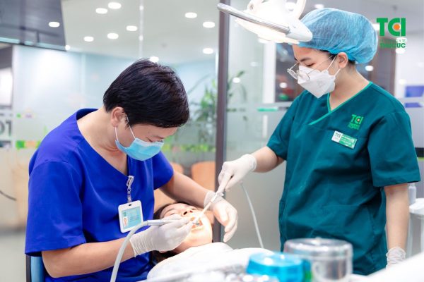 Hàn trám răng là quy trình đòi hỏi kỹ thuật cao nên cần được thực hiện tại nha khoa uy tín