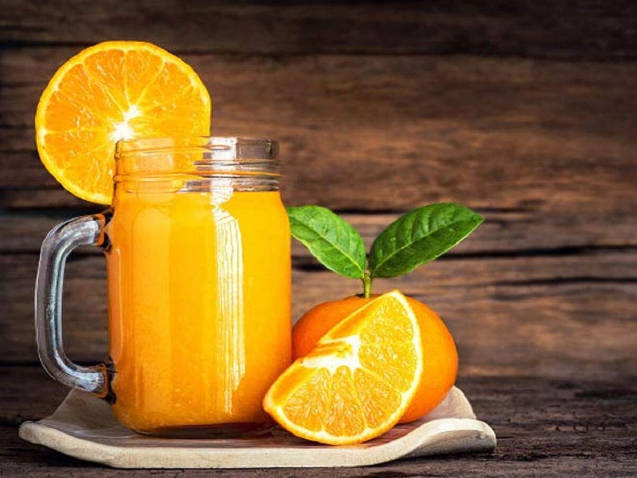 Sinh mổ uống nước cam được không : Những điều bạn cần biết