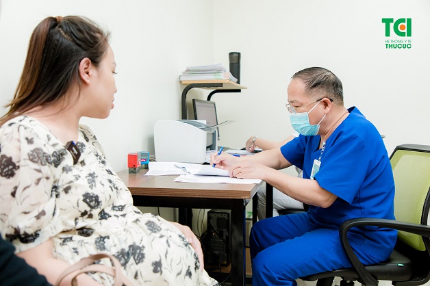 Mẹ cần tuân thủ lịch khám thai cho bà bầu để theo dõi tình trạng thai nhi